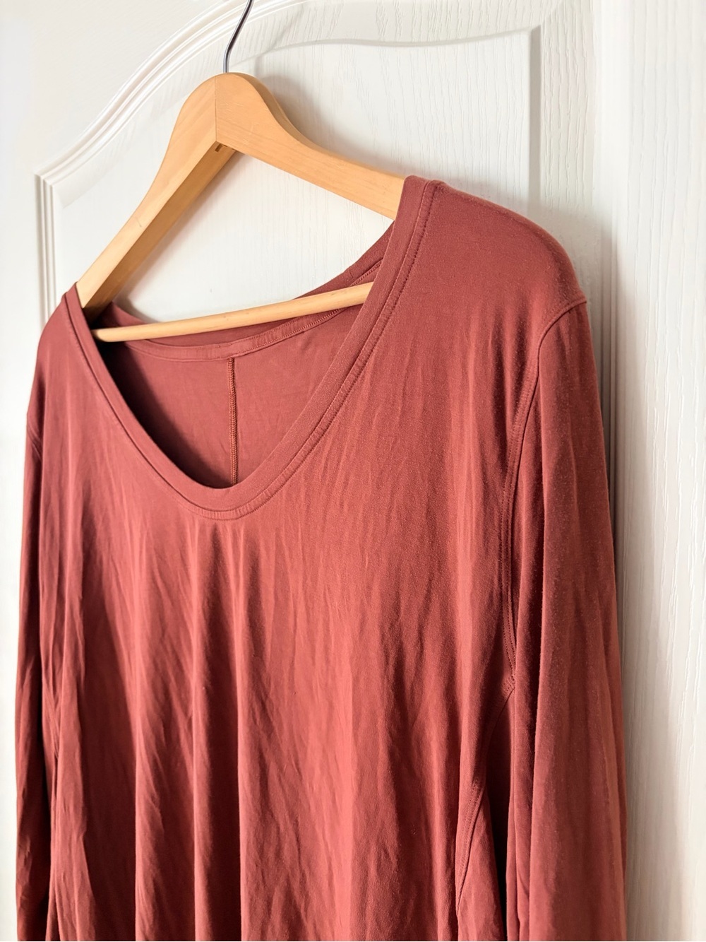 Lululemon Up for Down Time Long Sleeve,
Dark Terracotta, size 10 - Picture 5 of 11